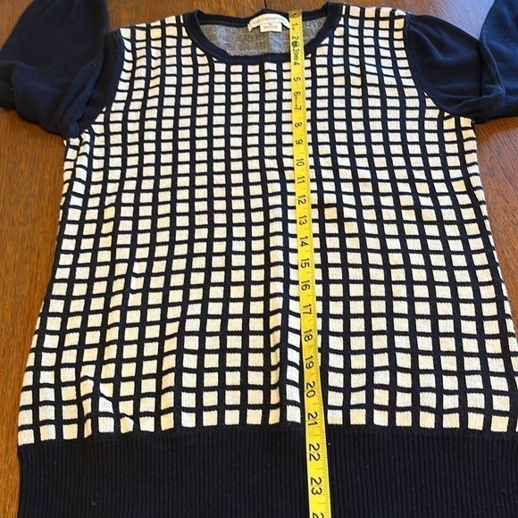 Liz Claiborne black and white check cotton sweater with solid sleeves size M - Picture 6 of 9